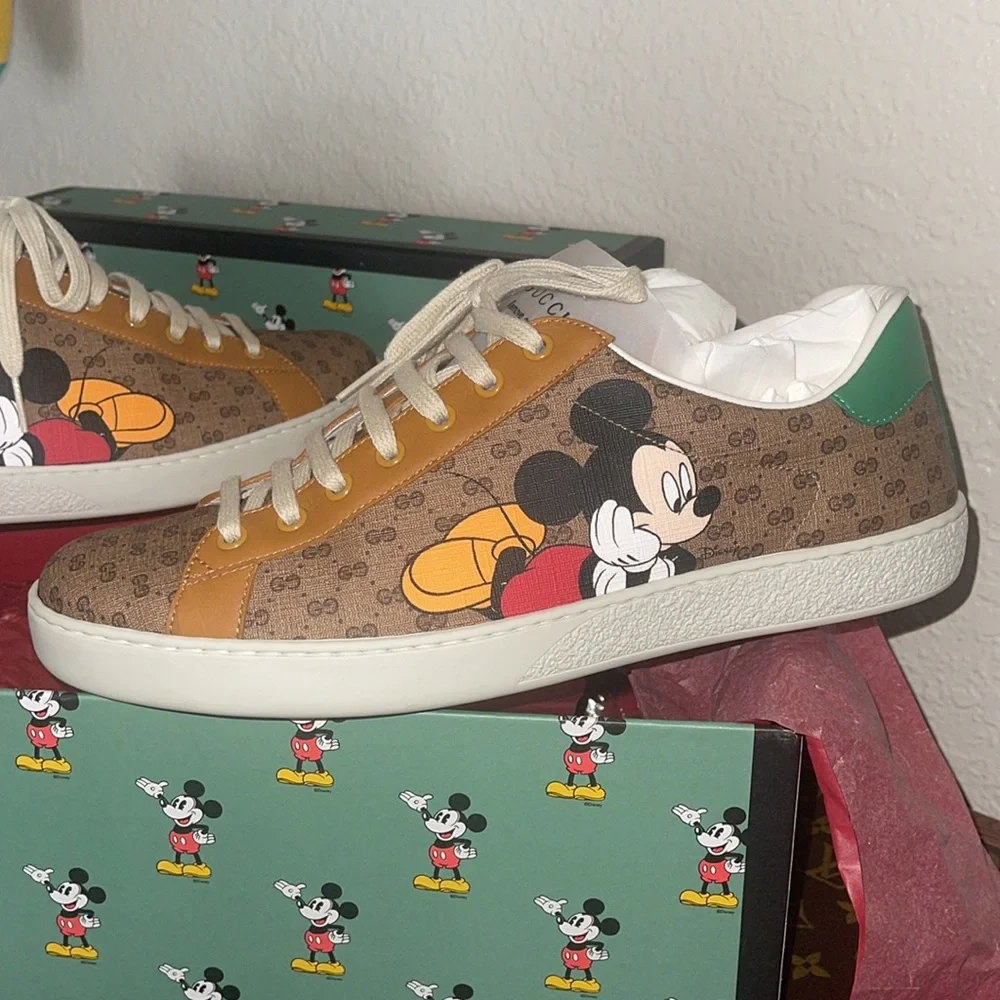 Authentic Gucci x Disney ace Mickey Mouse sneakers in a 10G supreme canvas GG - Picture 5 of 16